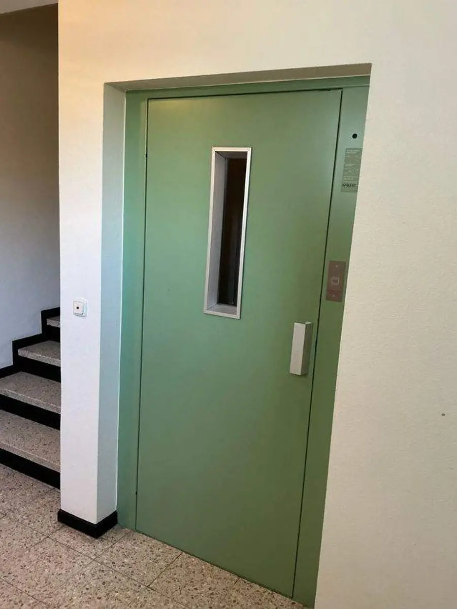 Wunderschöne 4-Zimmer-Wohnung mit Balkon, Aufzug und Tiefgaragenstellplatz! – Bild 17