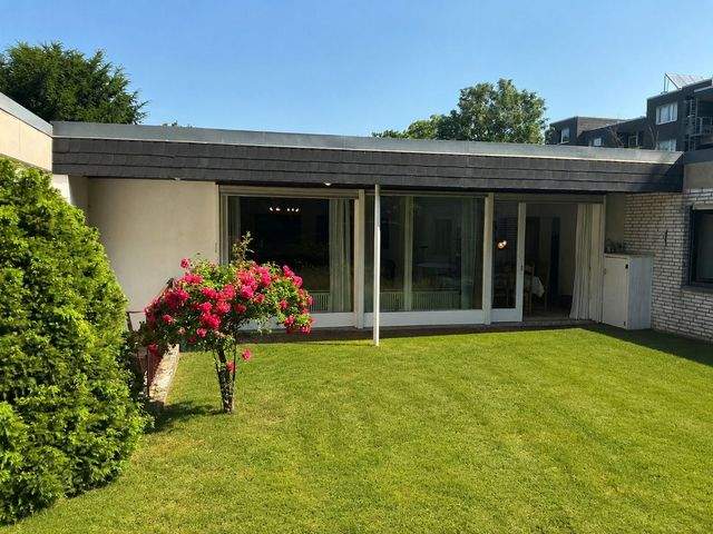 Familienfreundlicher Bungalow mit Garage in Mönchengladbach-Venn zu verkaufen.